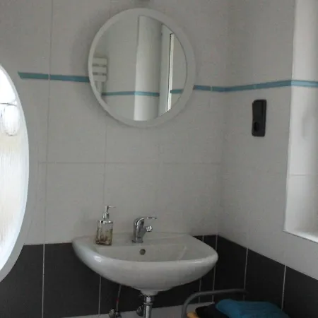 - Zbraslav, U Zamku Appartement *